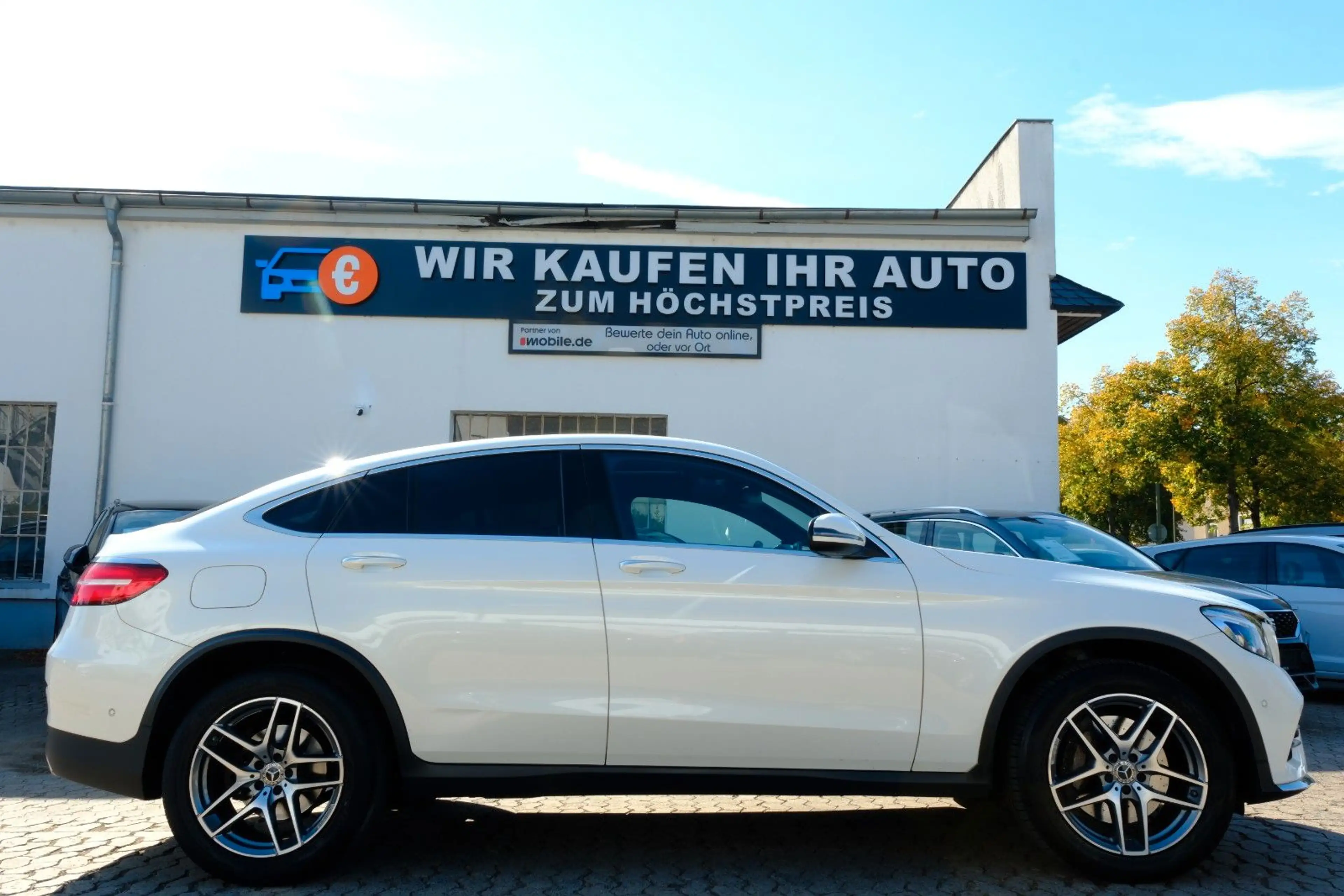 Mercedes-Benz GLC 250 d 4Matic AMG Line | Panorama | Burmester — photo 8