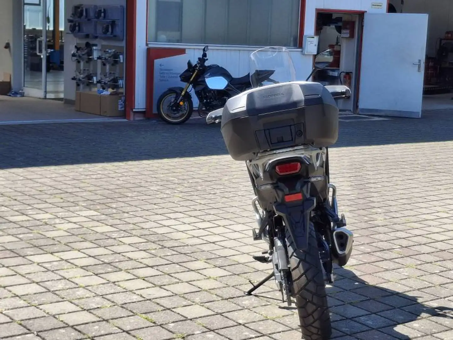 Honda Transalp XL750P 'Transalp' ## Jetzt bis zu 2.089- sparen # Czarny - 2