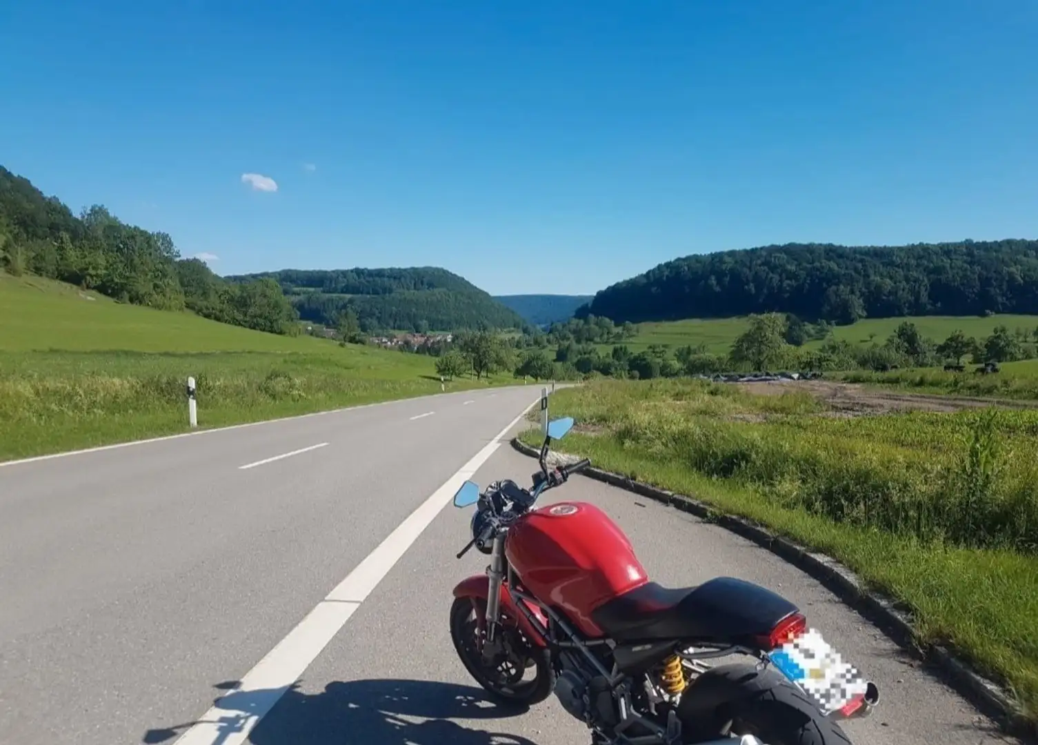 Ducati Monster 620 i.e. M4 Rouge - 1