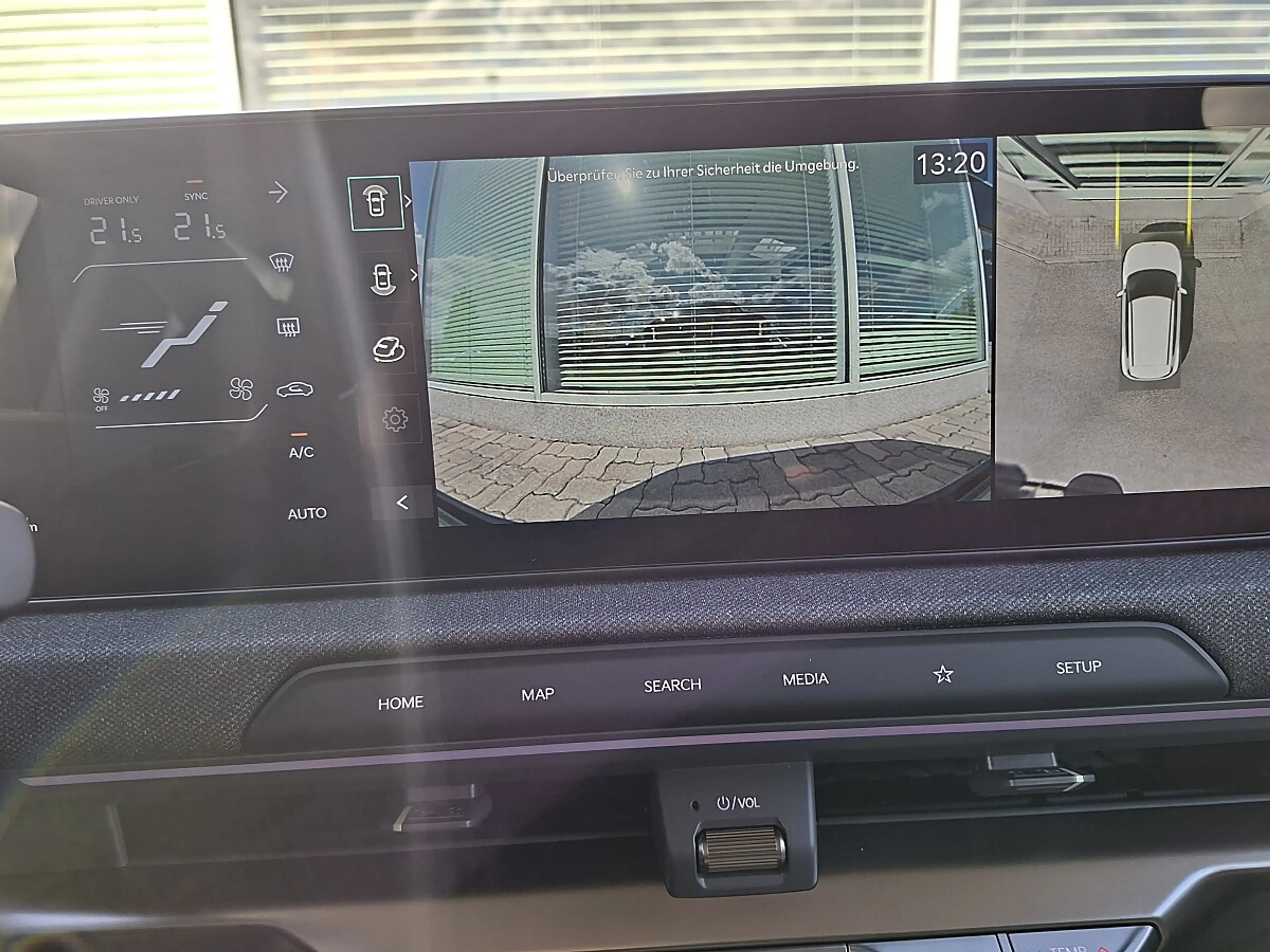 Kia EV2 4S FWD 61kWh Earth Plus — photo 12