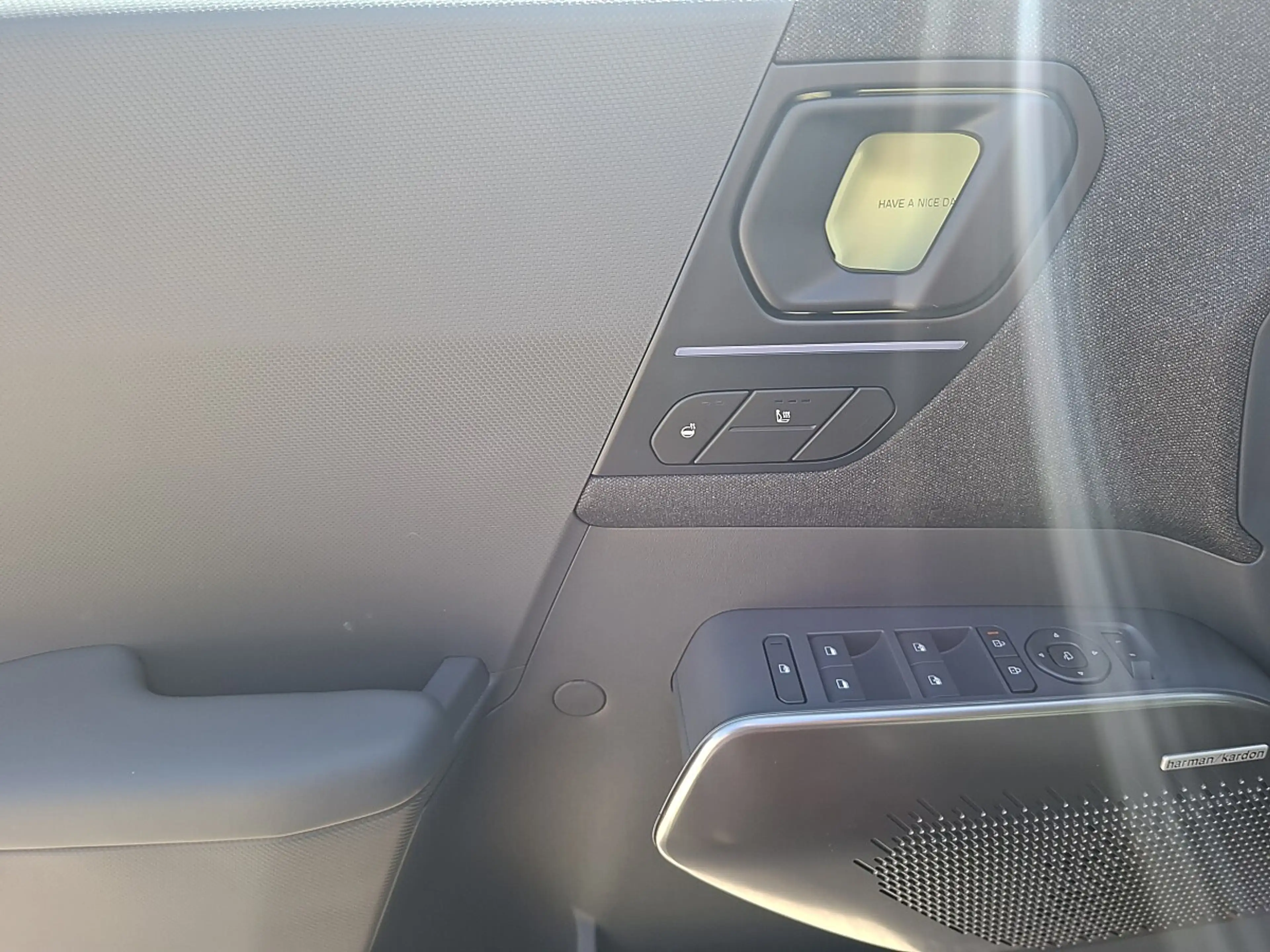 Kia EV2 4S FWD 61kWh Earth Plus — photo 8