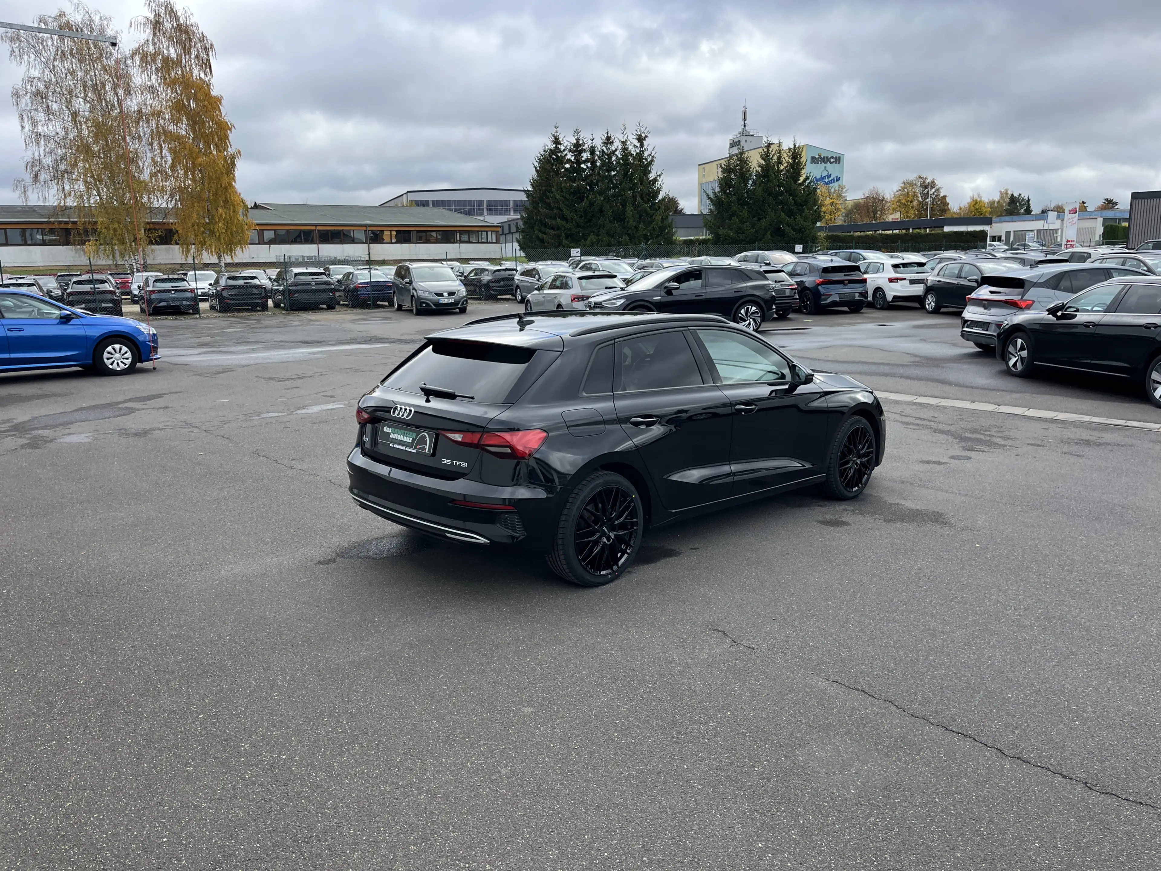 Audi A3 Sportback 35 1.5 TFSI S tronic S-Line Optik 144€ — photo 8