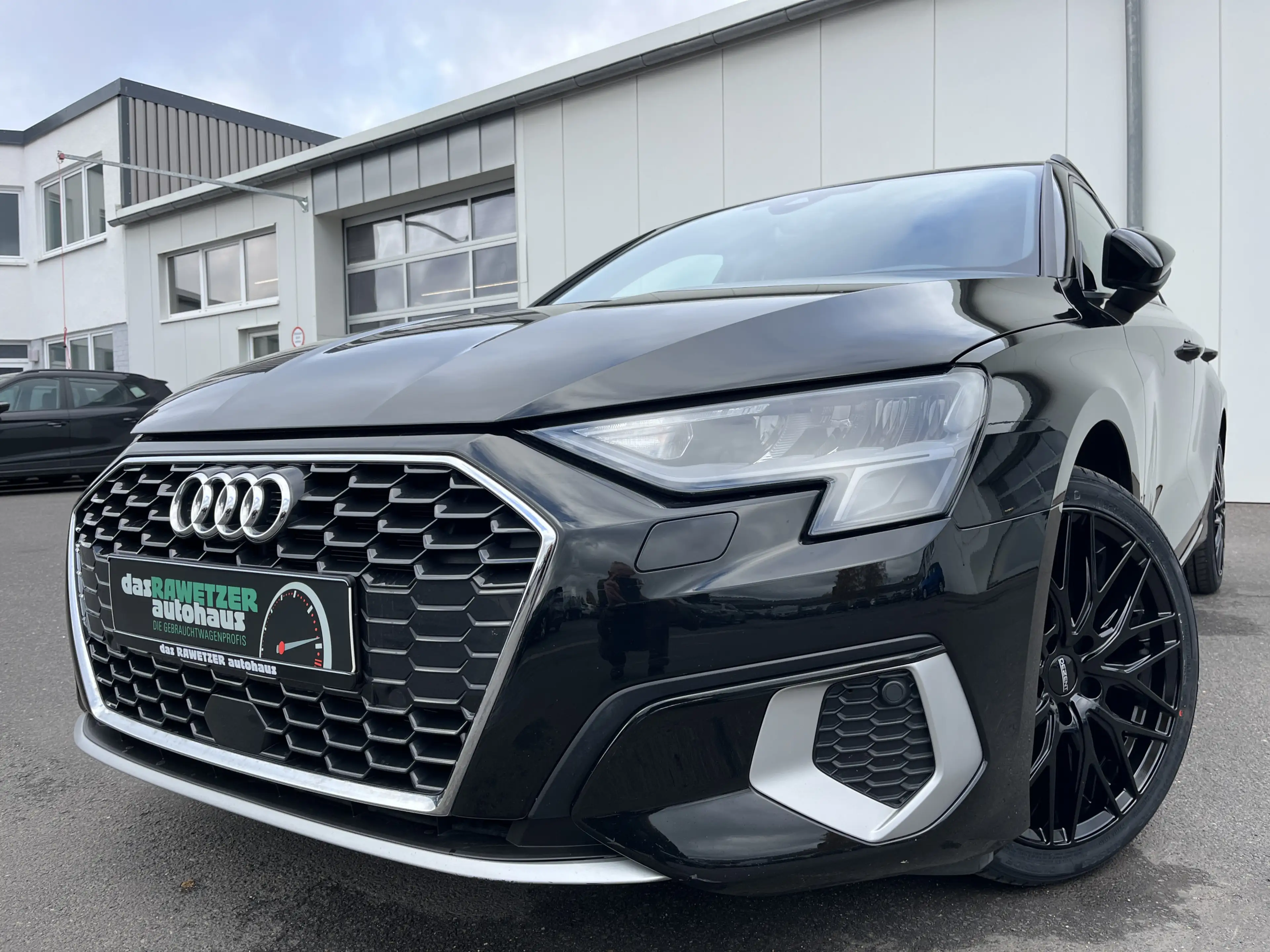 Audi A3 Sportback 35 1.5 TFSI S tronic S-Line Optik 144€