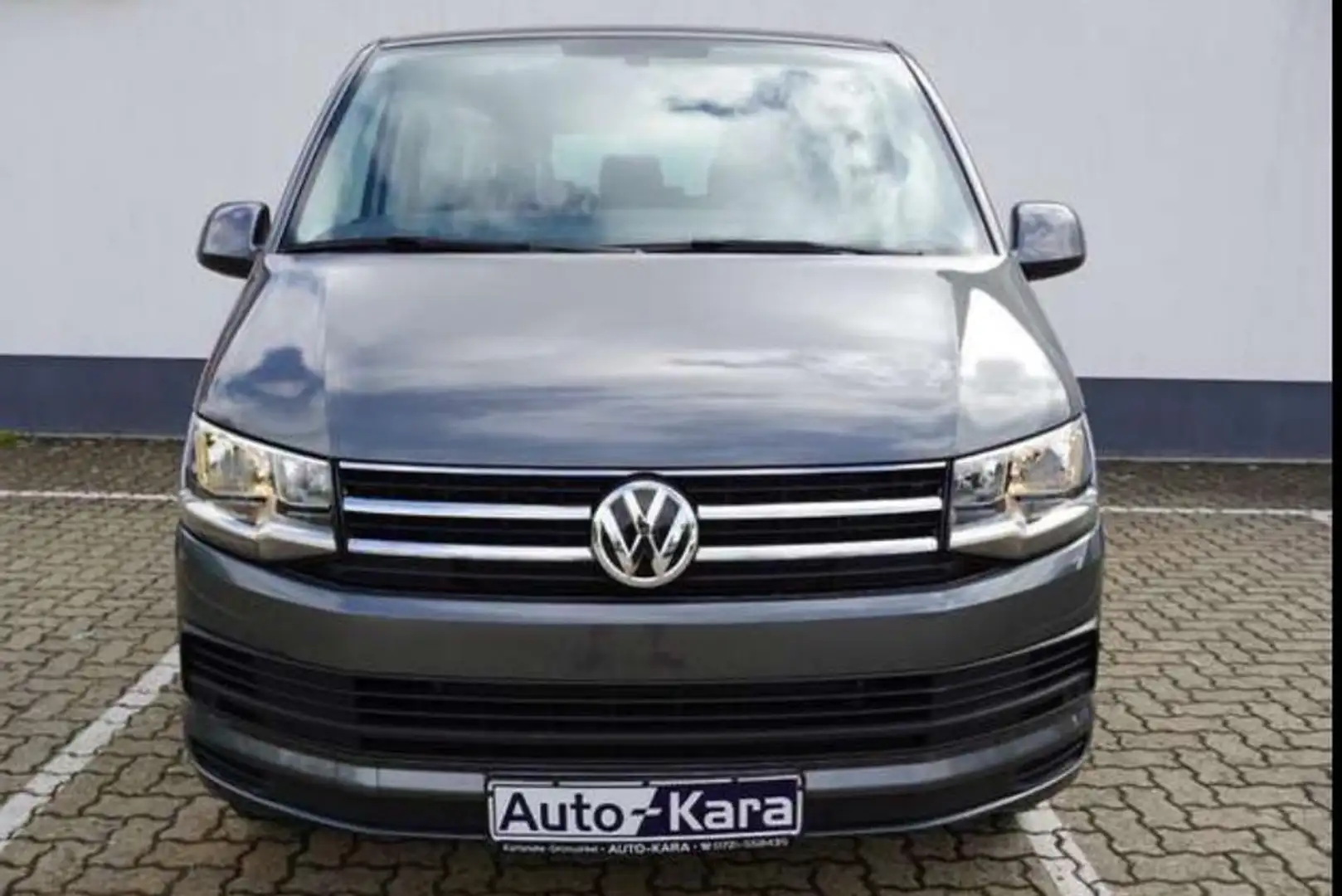 Volkswagen T6 Caravelle DSG Lang Highline - 1