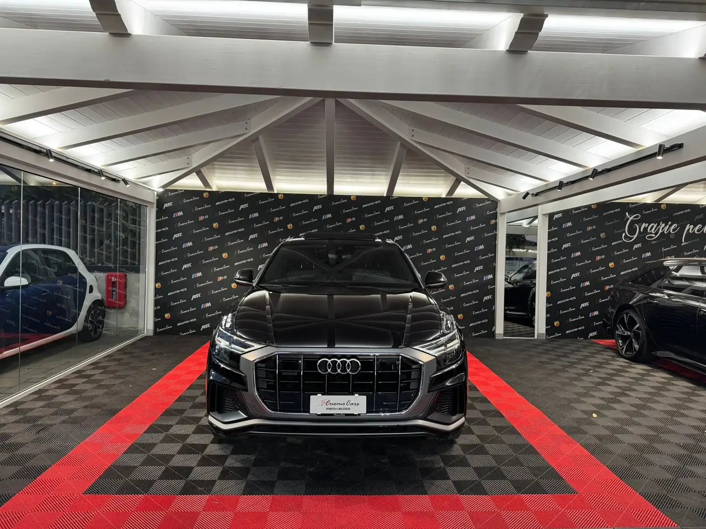 Audi Q8 50 TDI 286 CV quattro Sline Nero - 2