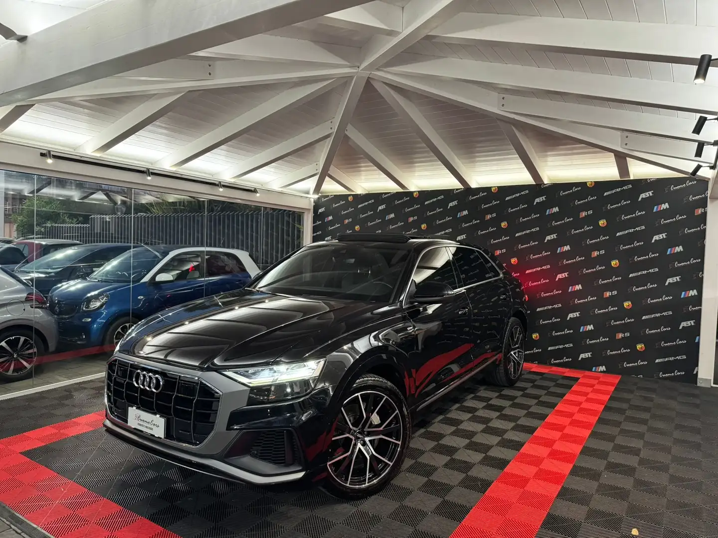 Audi Q8 50 TDI 286 CV quattro Sline Nero - 1