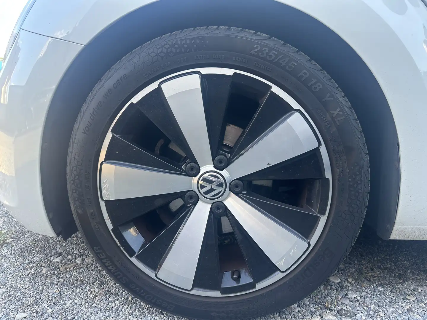 Volkswagen Beetle The 1.2 TSI r line - 2