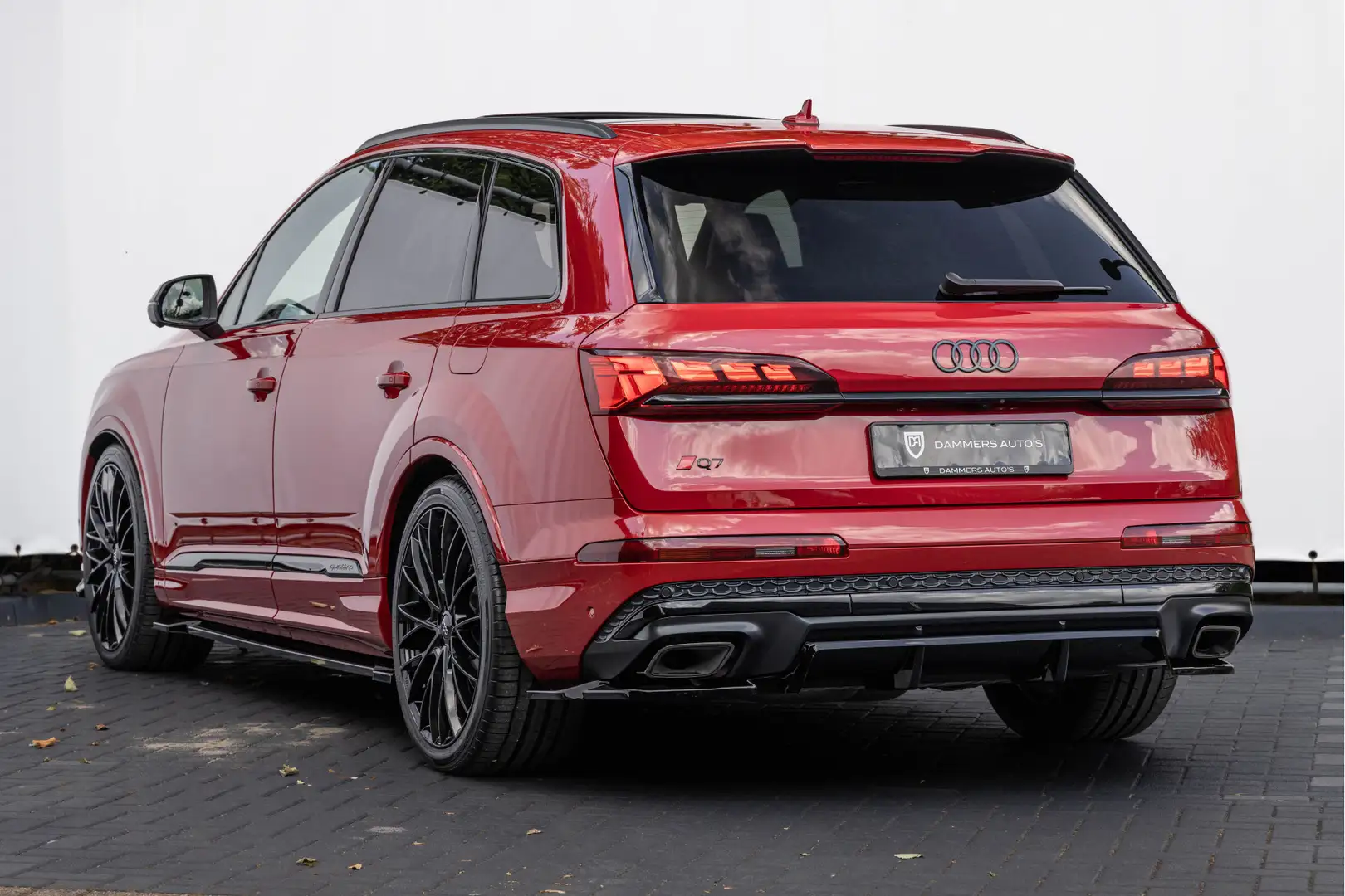 Audi Q7 60 TFSI-e 490pk Quattro Competition Pano S-stoelen Rojo - 2