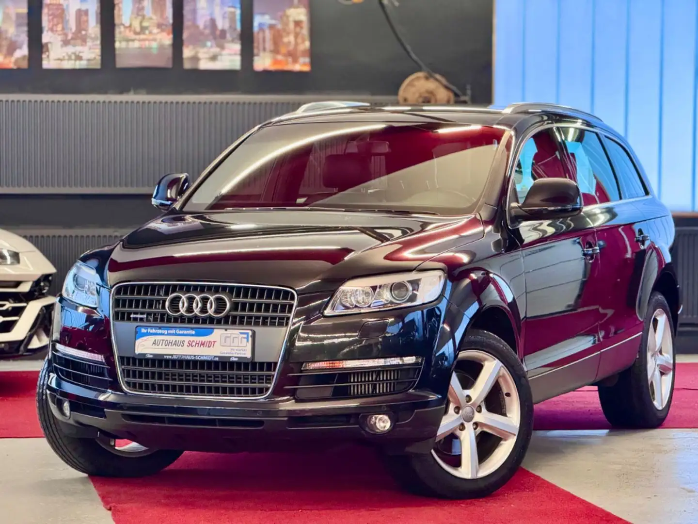 Audi Q7 3.0 TDI quattro S Line Navi MMi BiXenon Leder Schwarz - 1