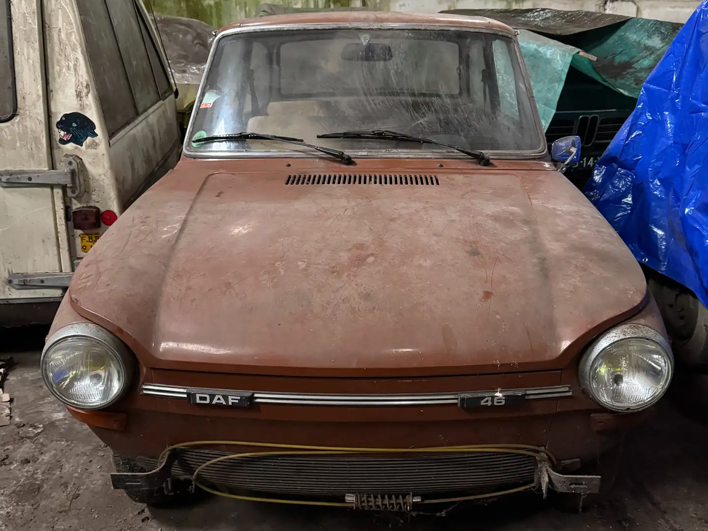 DAF 46 Brun - 1