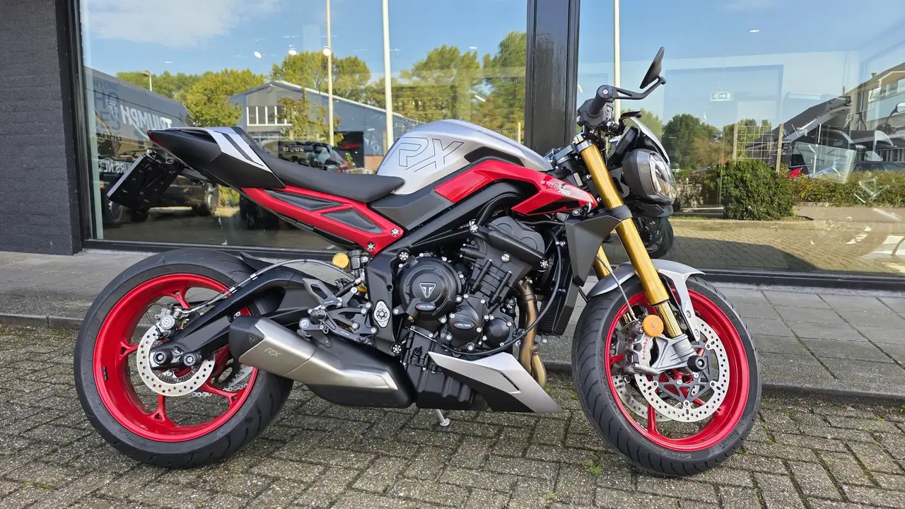 Triumph Street Triple RX