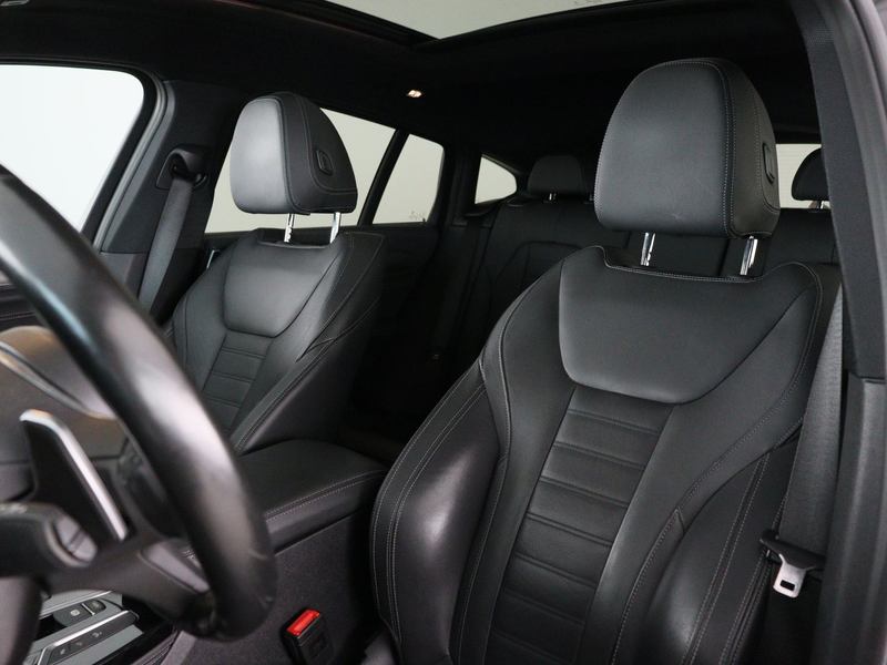 BMW X4 M40i High Executive — photo 7