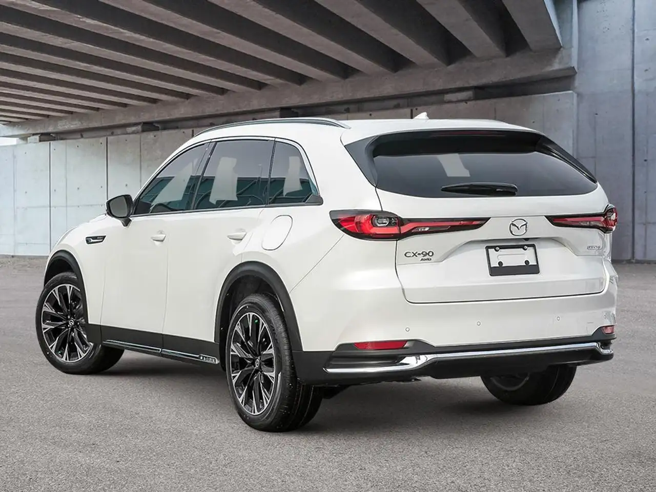 Mazda CX-90 PHEV снимка Mazda CX-90 PHEV