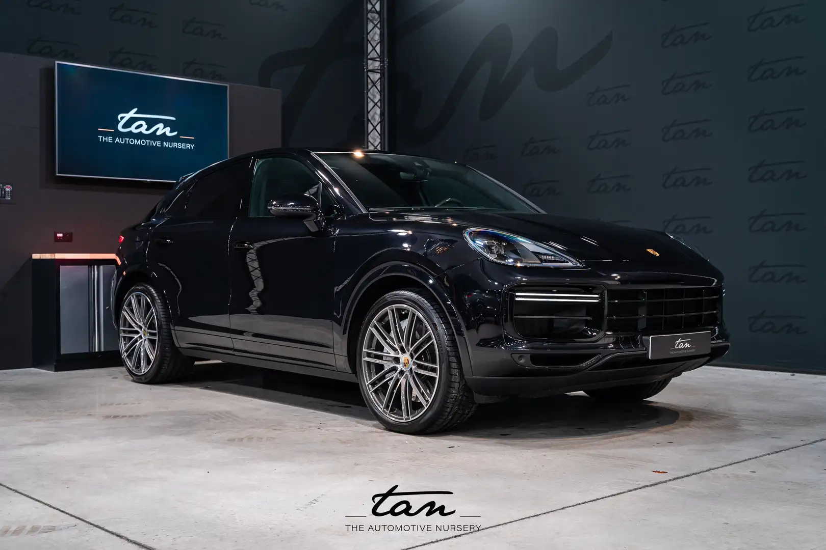 Porsche Cayenne Coupé 4.0 Turbo V8 Tiptronic S N.P. 175.783€ Noir - 1