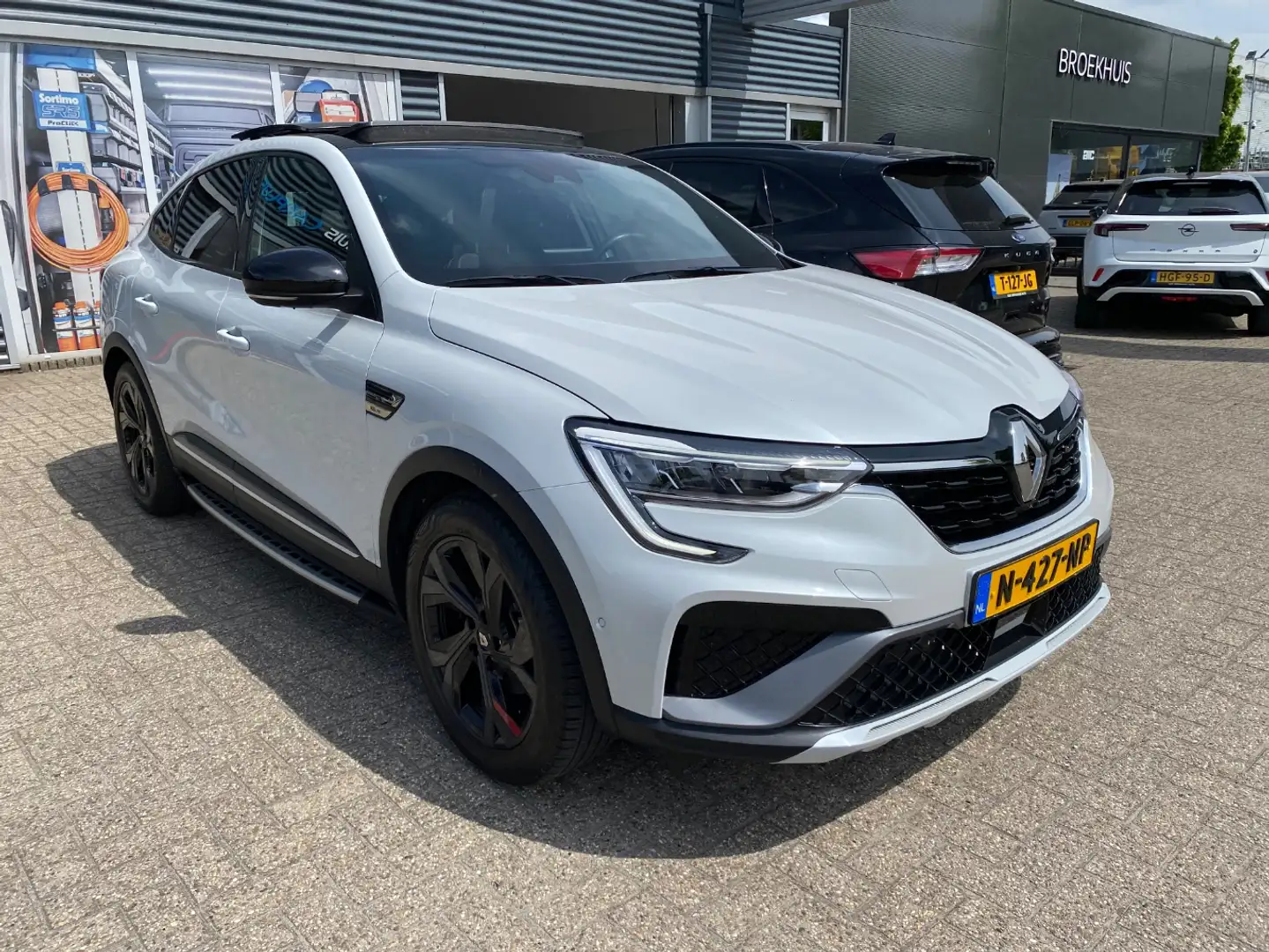 Renault Arkana 1.6 E-Tech Hybrid 145 R.S. Line | Schuif-/Kantelda Wit - 2
