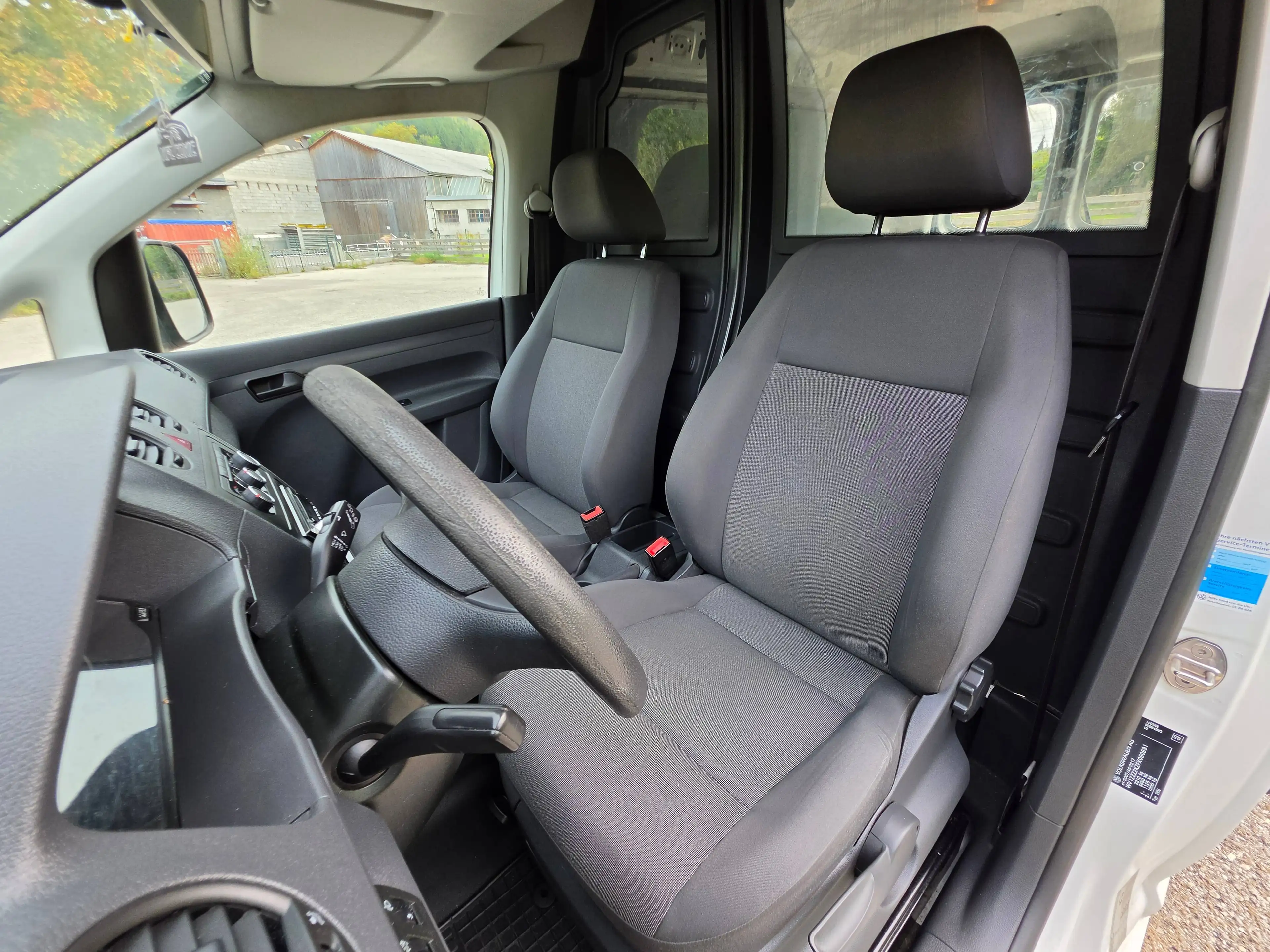 Volkswagen Caddy Maxi Kasten* AHK* Klima* Finanzierung* Gepflegt* — photo 12