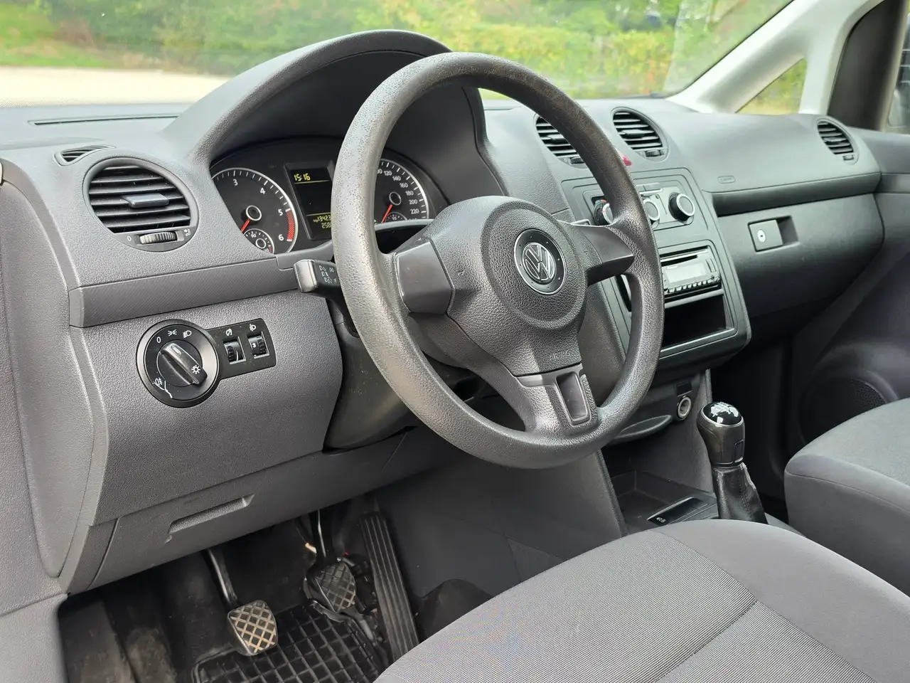 Volkswagen Caddy Maxi Kasten – Bild 14