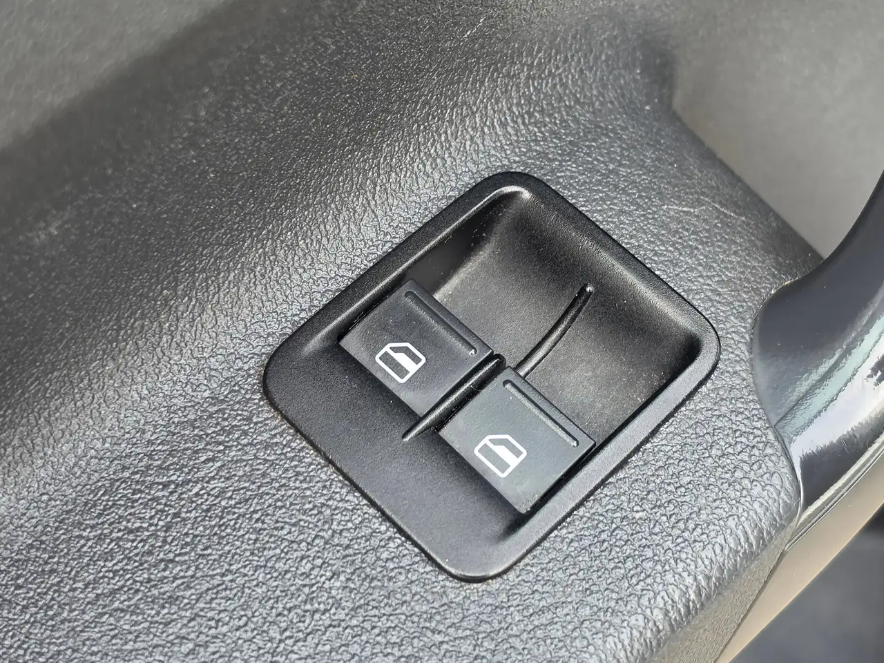 Volkswagen Caddy Maxi Kasten – Bild 19