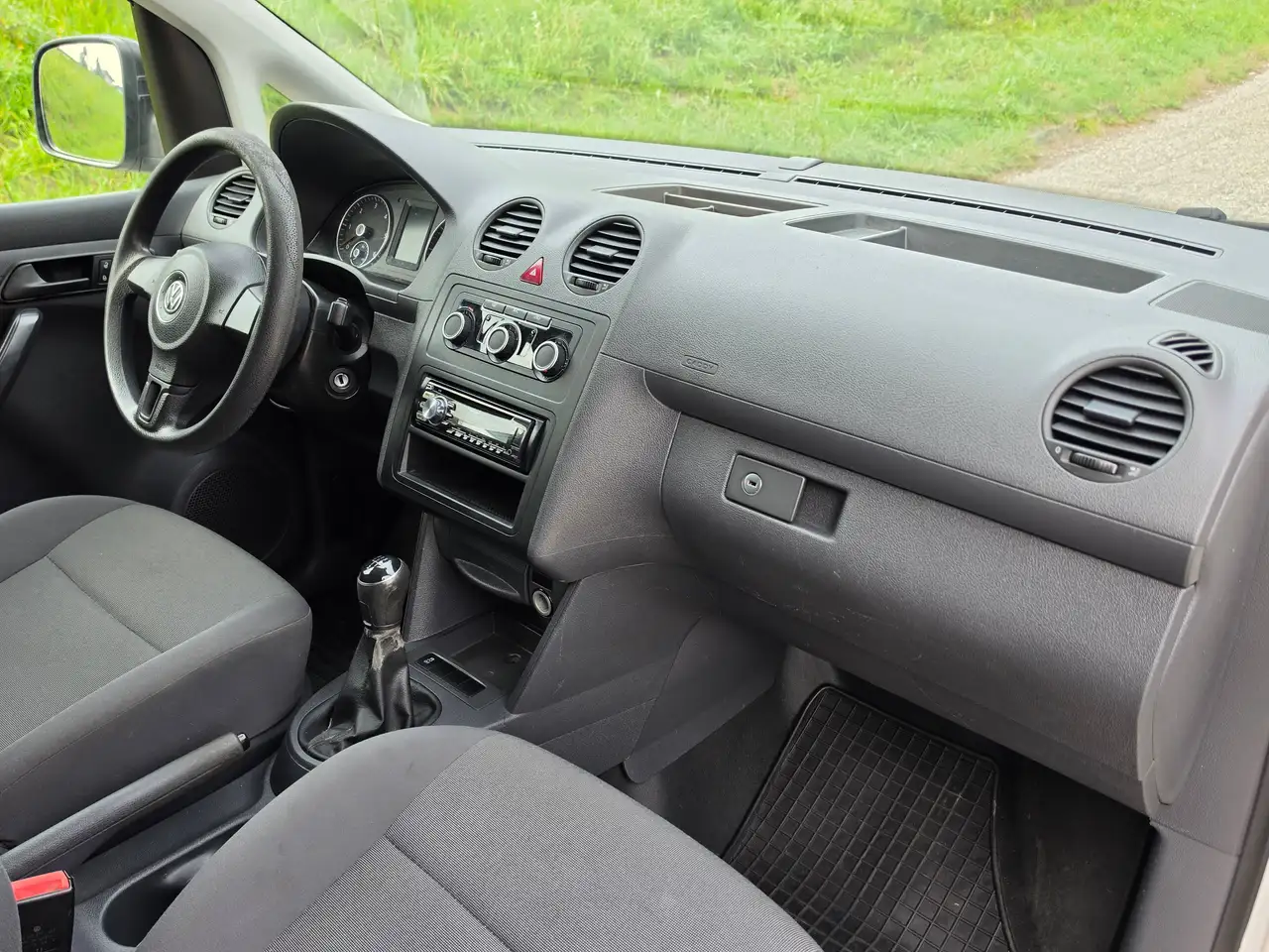Volkswagen Caddy Maxi Kasten – Bild 17