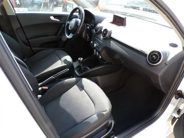 Audi A1 view 14