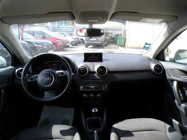 Audi A1 view 13