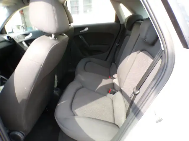 Audi A1 view 9