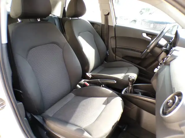 Audi A1 view 11