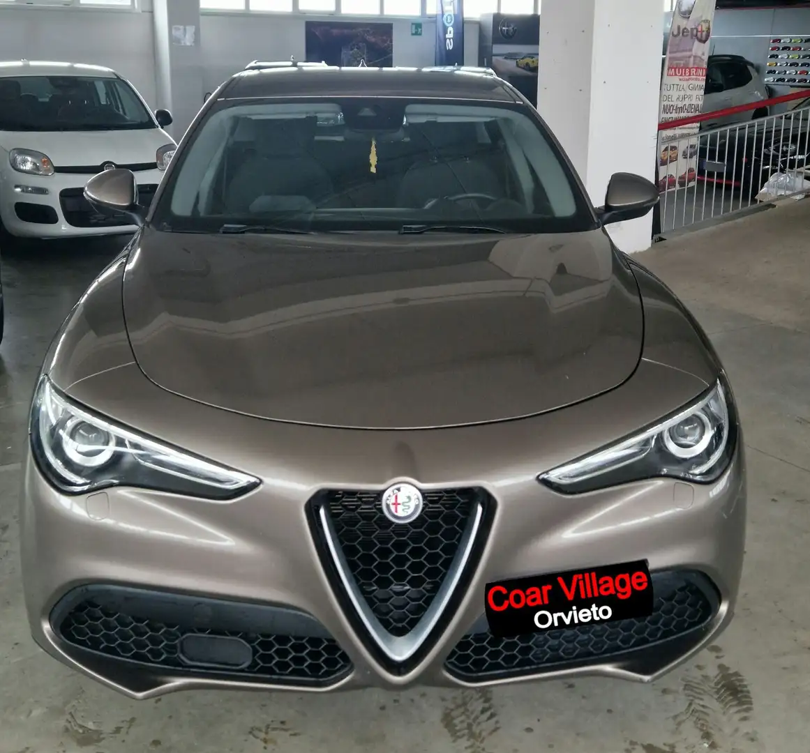 Alfa Romeo Stelvio Stelvio 2.2 t Business rwd 160cv auto my19 Bronzo - 2