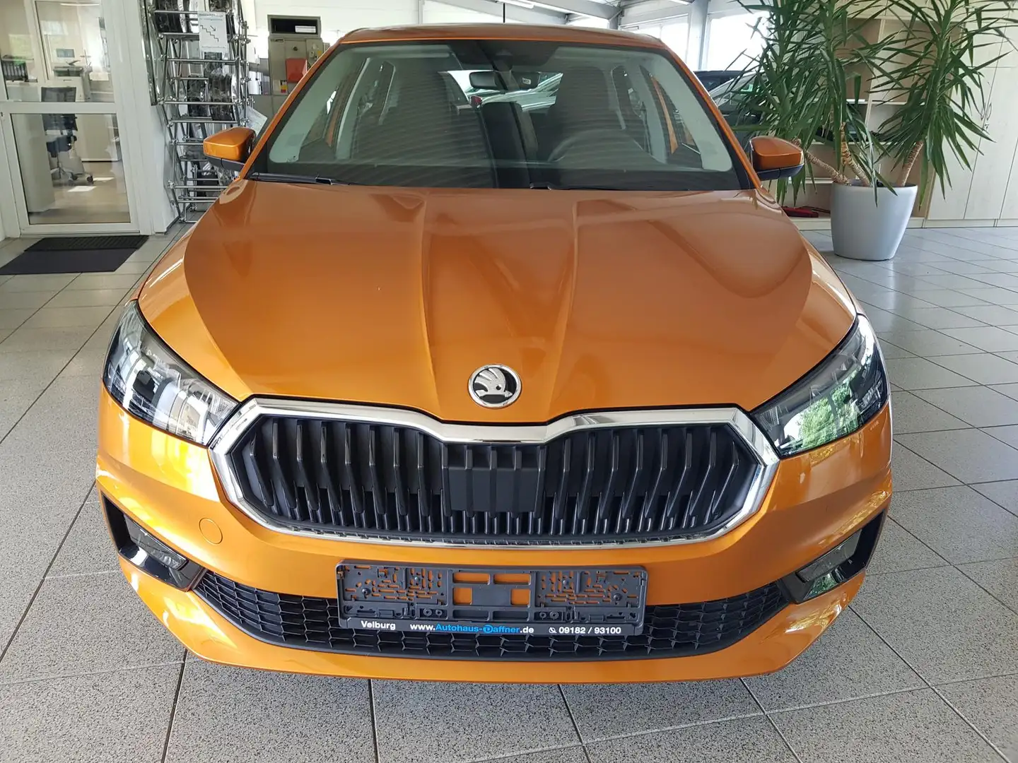 Skoda Fabia 5tg. 4 TSI AMB. Garantie 2/29 SmartLink Sitzhzg PD Orange - 2