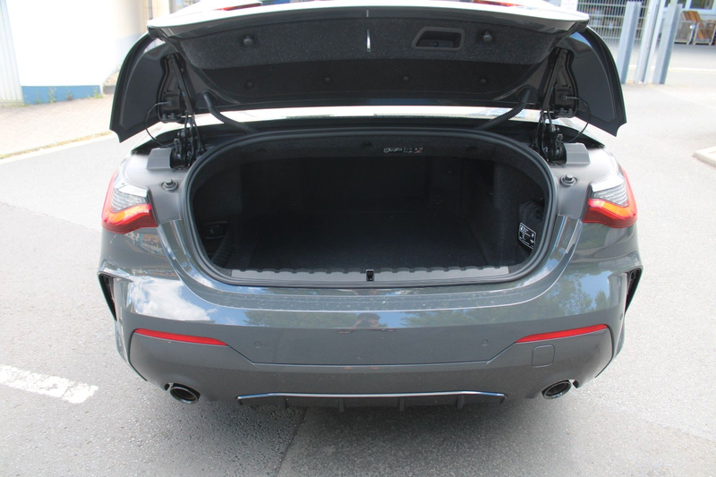 BMW 430 iA Cabrio M-Paket Head-up Voll — photo 31