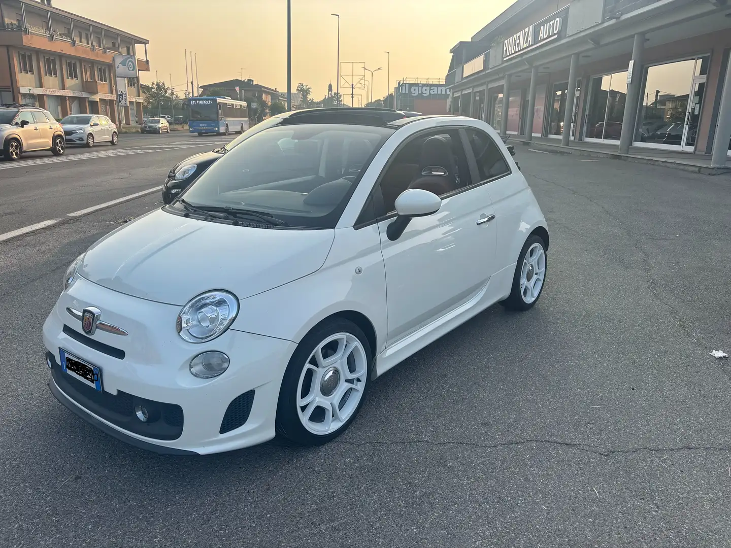 Abarth 500C 500 1.4 16v turbo   135cv CABRIO Bianco - 1