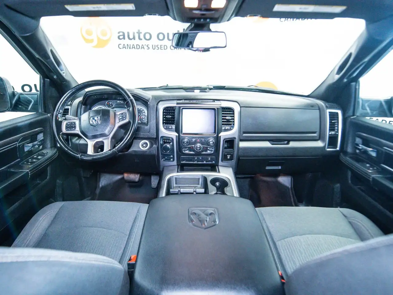 RAM 1500 снимка RAM 1500