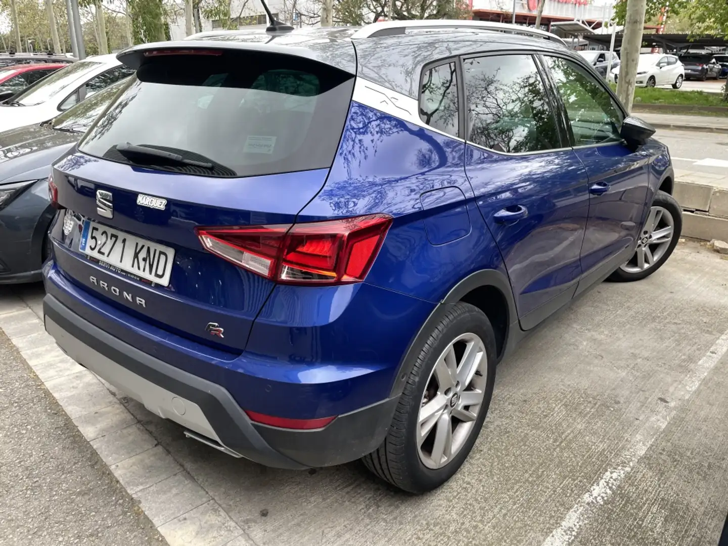 SEAT Arona 1.6TDI CR S&S FR 115 Azul - 2