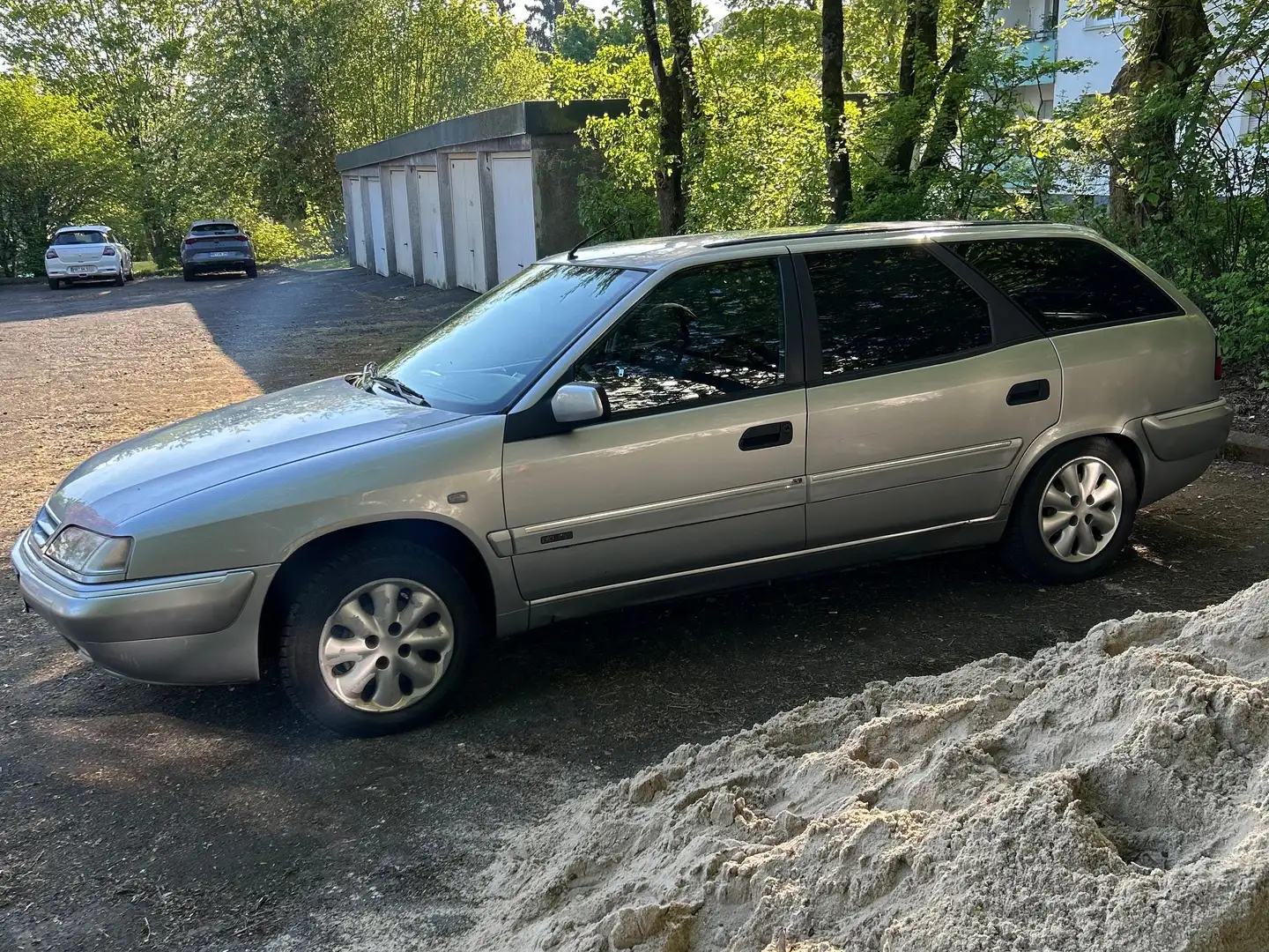 Citroen Xantia Xantia Kombi 2.0 HDi Exclusive Сірий - 1