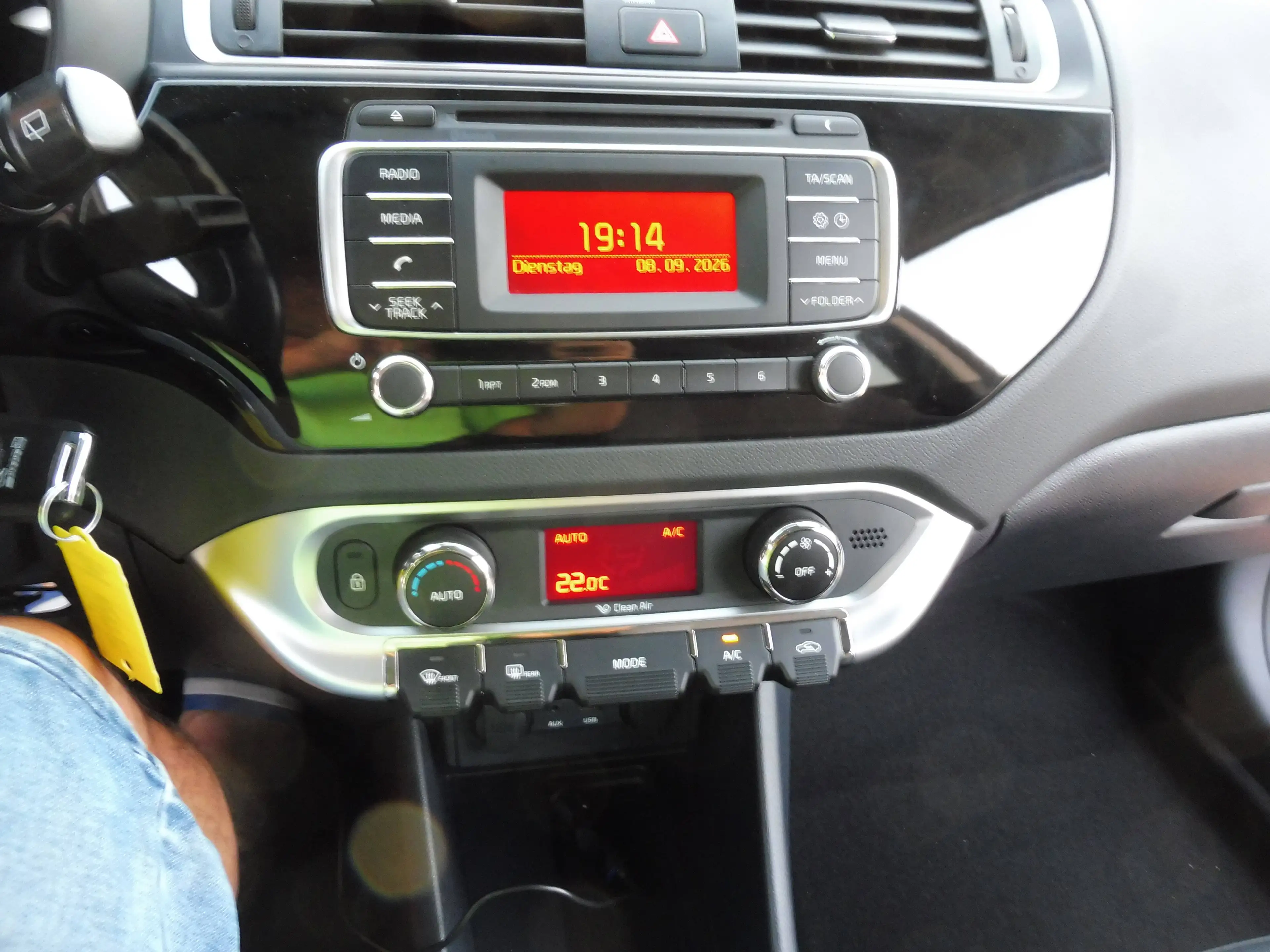 Kia Rio Dream Team / ORIGINAL 16077 KM — photo 11