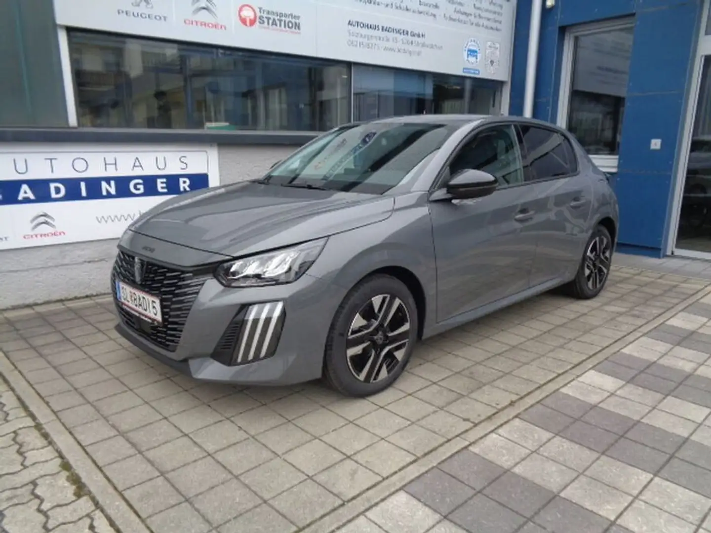 Peugeot 208 PureTech 100 S&S Allure Grau - 1