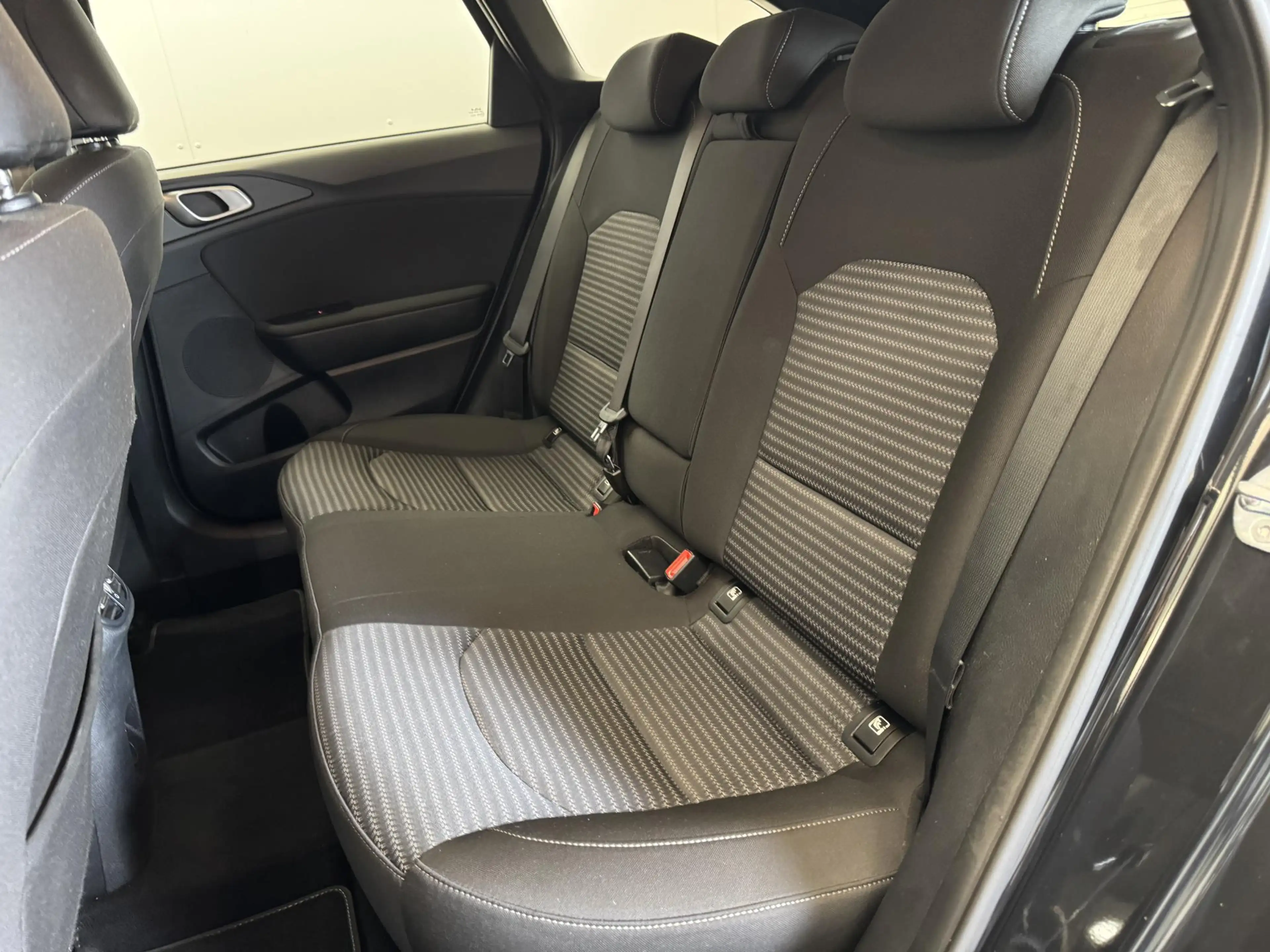Kia Ceed SW / cee'd SW Sportswagon 1.0 T-GDi DynamicLine | NL Auto | Navi — photo 13