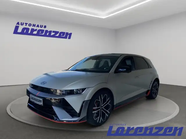 Hyundai IONIQ 5 Elektro 84kWh (609 PS) 4WD Basismodell