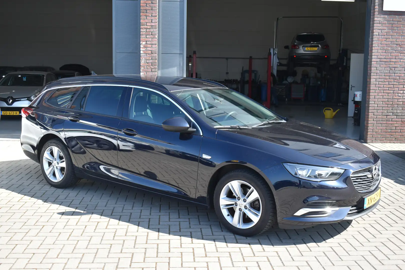 Opel Insignia Sports Tourer 1.5 Turbo Business Blauw - 1