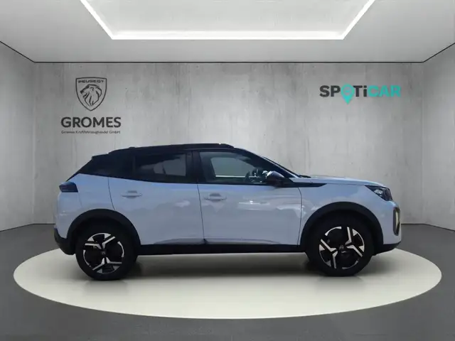 Peugeot 2008 view 2