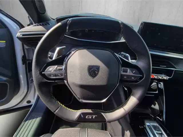 Peugeot 2008 view 10