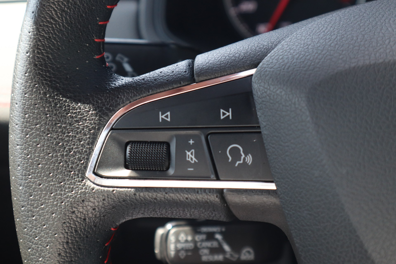 SEAT Arona 1.0 TSI FR LED Navi ACC PDC Sitzheizung — photo 20