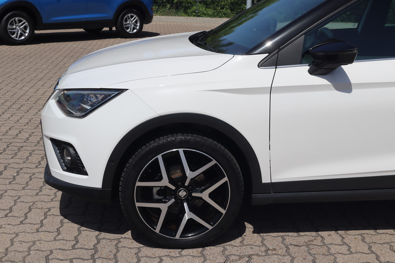 SEAT Arona 1.0 TSI FR LED Navi ACC PDC Sitzheizung — photo 7