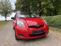 Toyota Yaris 1.0 mit Klimaanlage, HU: Neu, Kupplung Neu Rood - thumbnail 2