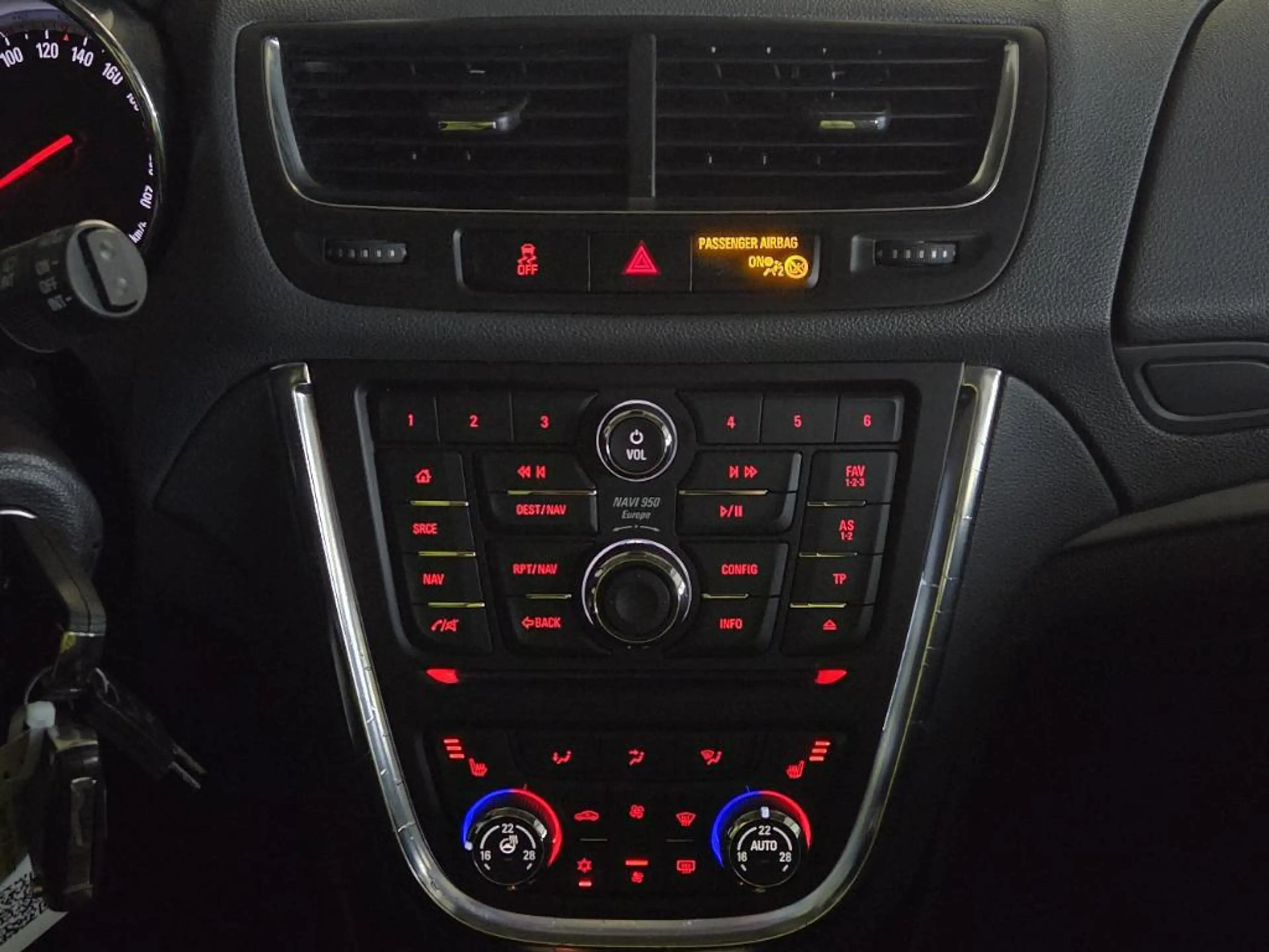 Opel Mokka 1.4 T Cosmo|AUT|CARPLAY|XENON|CAMERA|NAVI| — photo 16