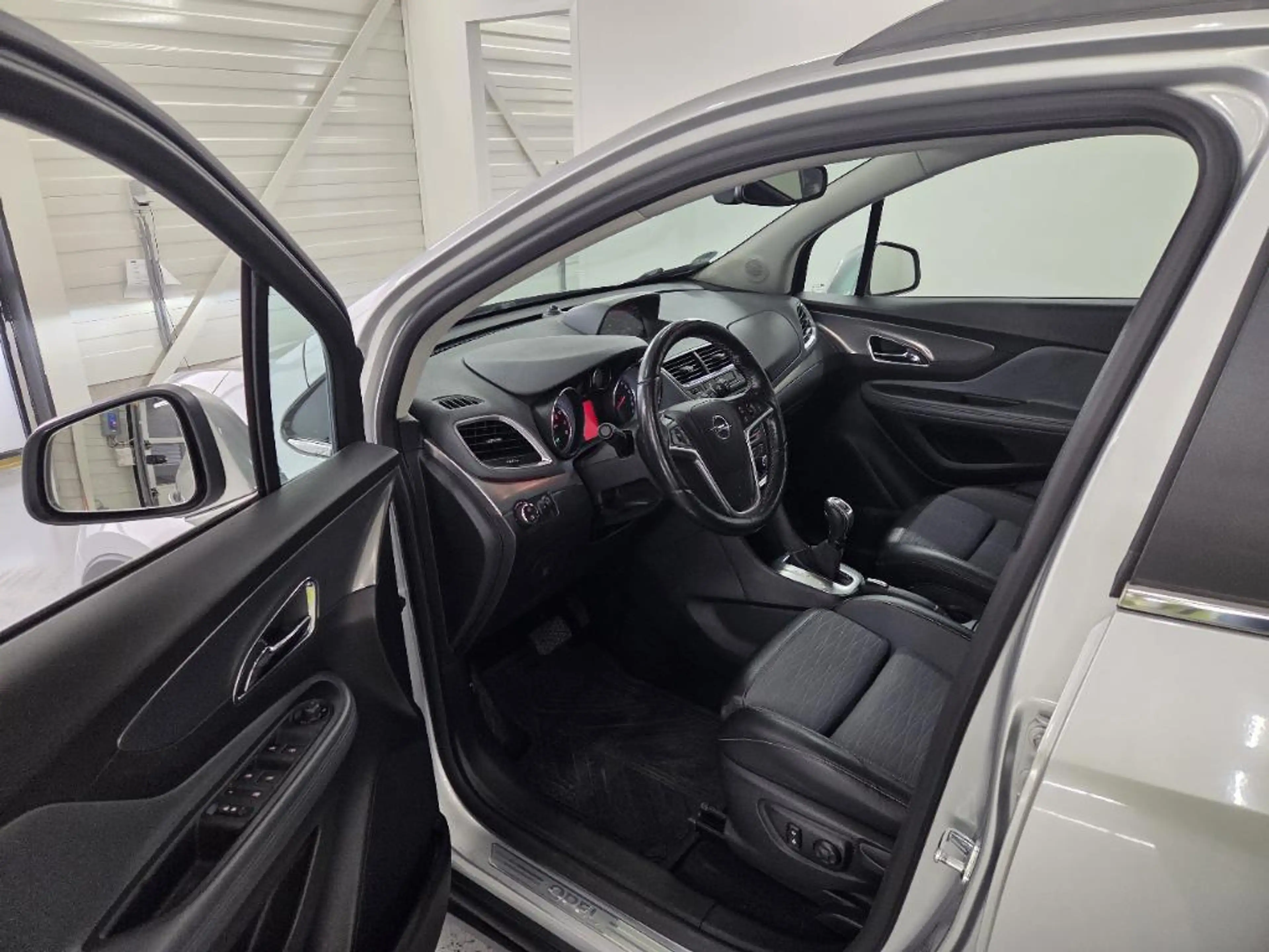 Opel Mokka 1.4 T Cosmo|AUT|CARPLAY|XENON|CAMERA|NAVI| — photo 7