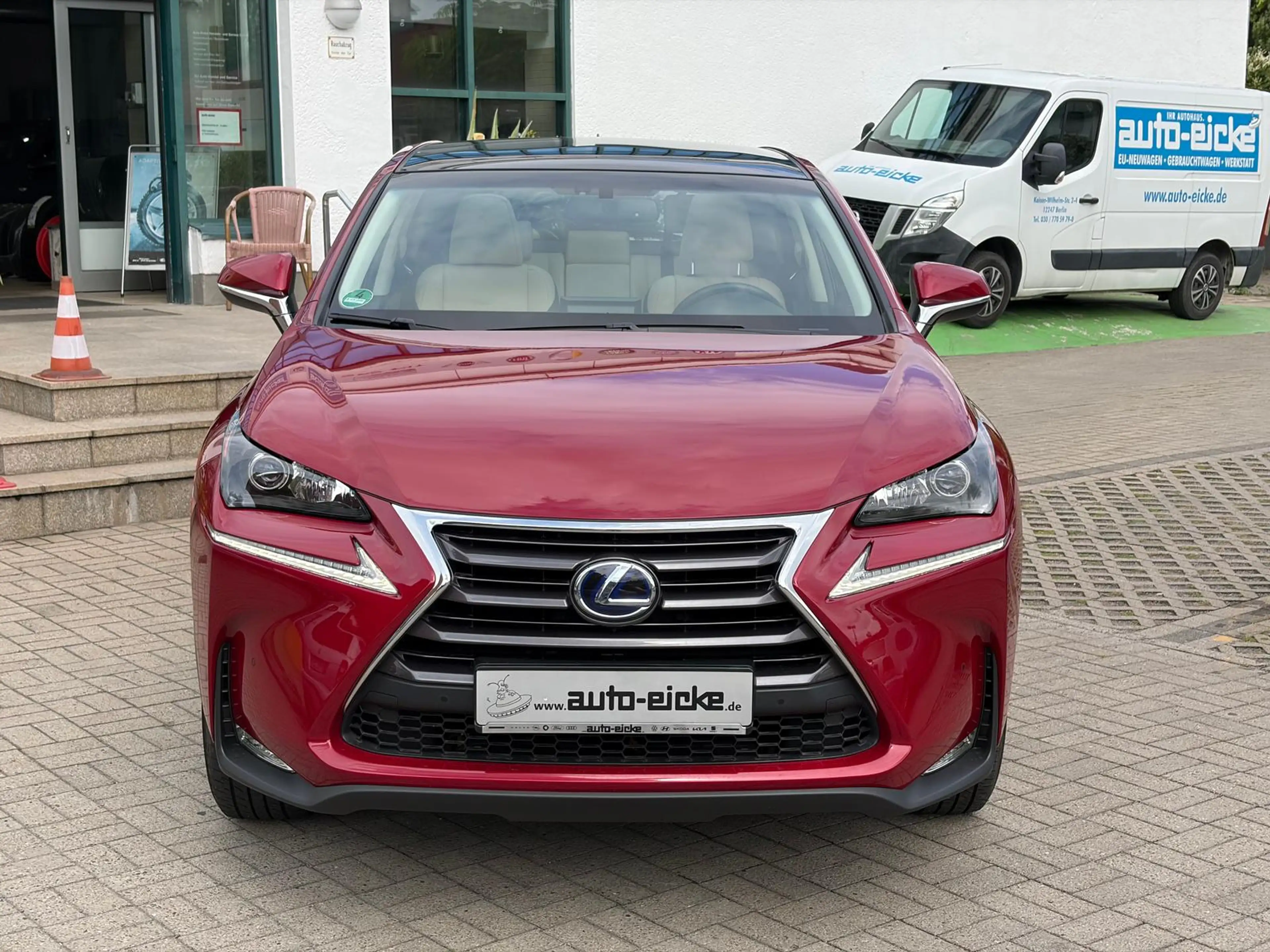 Lexus NX 300h NX 300 h Executive Line — photo 4
