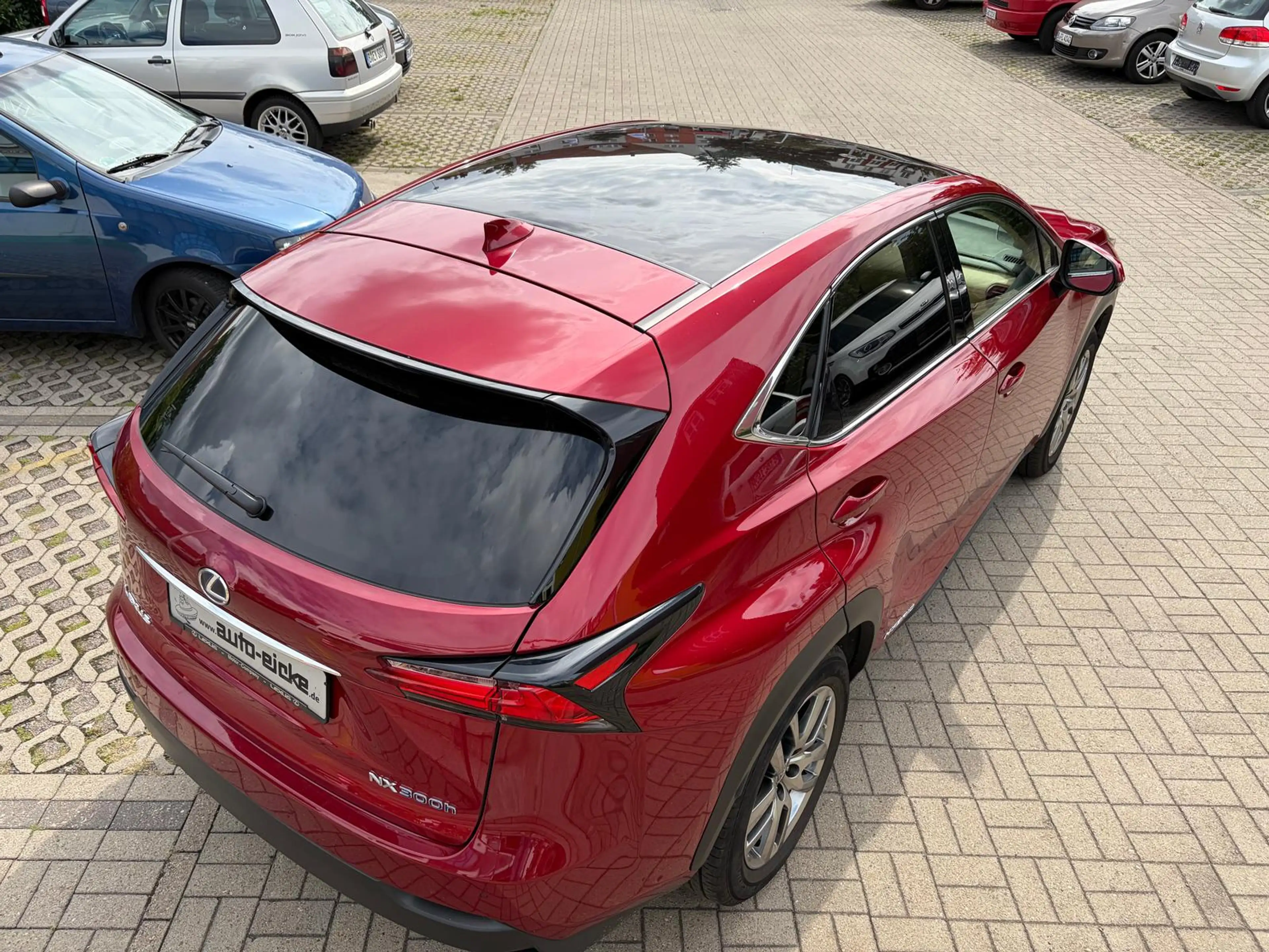 Lexus NX 300h NX 300 h Executive Line — photo 10