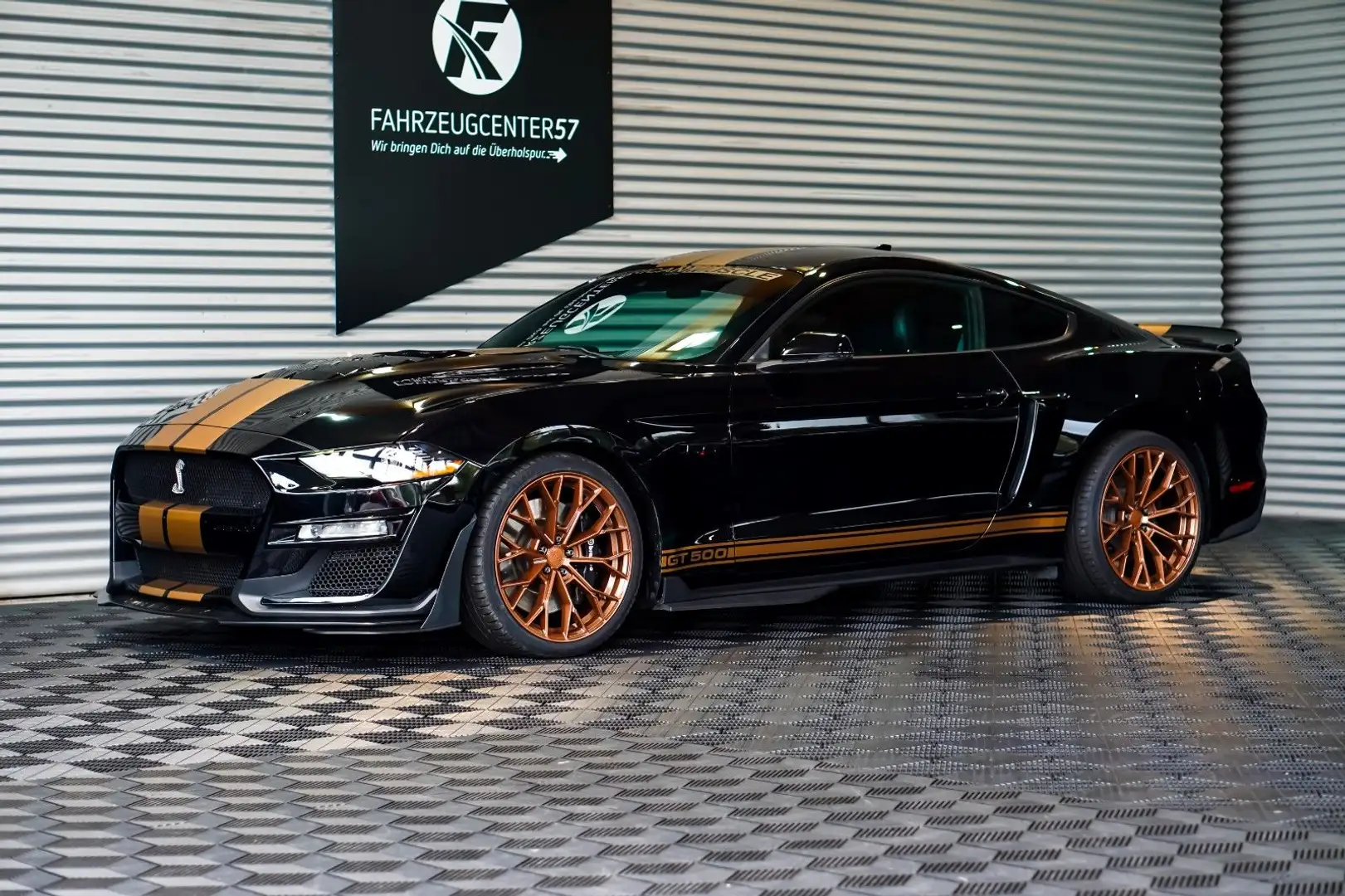 Ford Mustang 5.0 SHELBY GT 500 OPTIK/CARPLAY/ACC Negro - 2