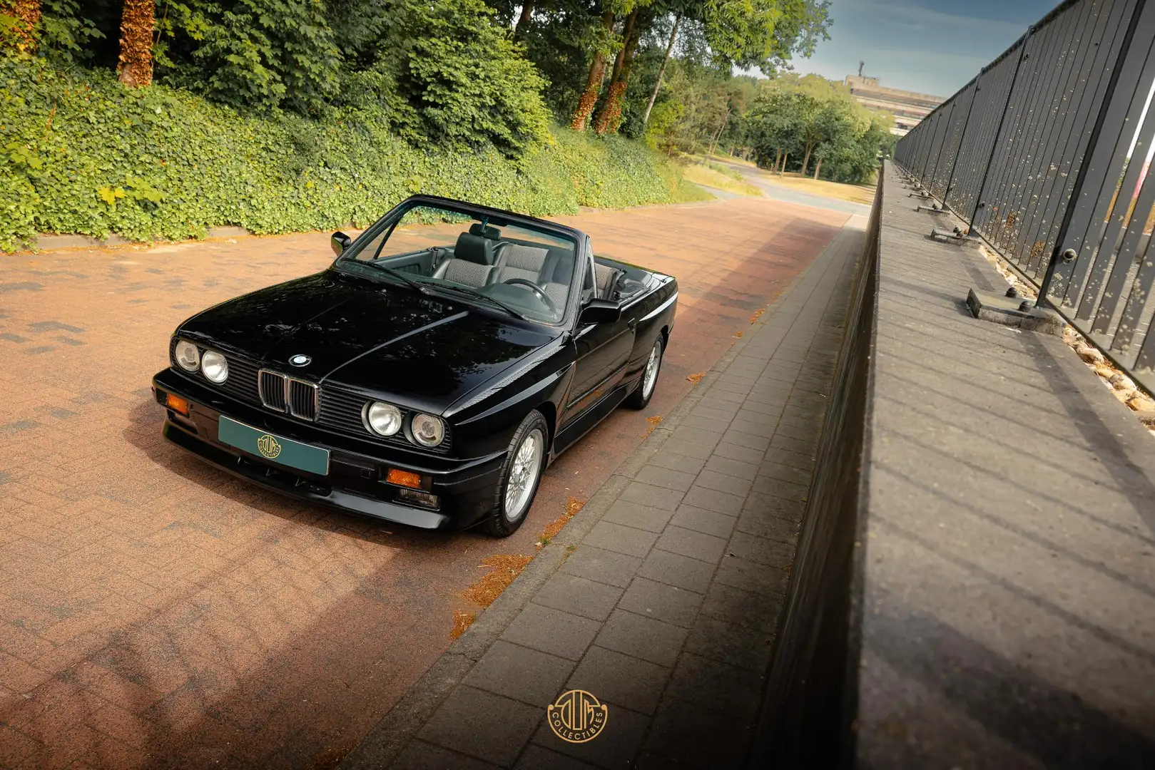 BMW M3 E30 Convertible Nero - 2